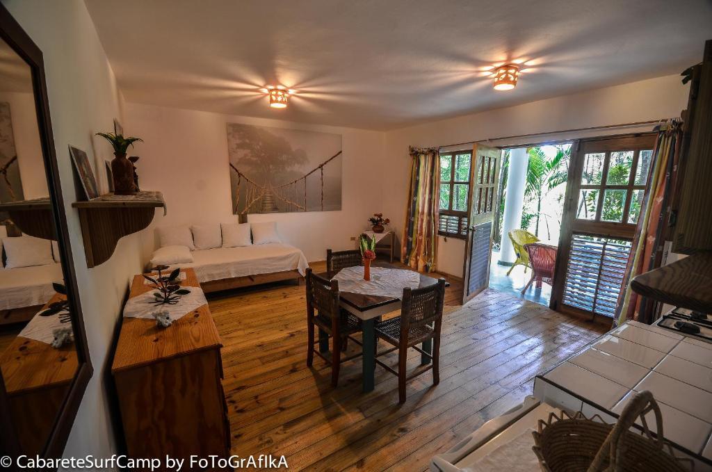 Hotel Cabarete Surf Camp Exterior foto