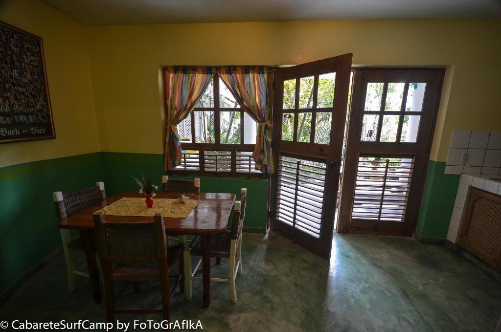 Hotel Cabarete Surf Camp Exterior foto